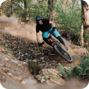 Bracelayer compression pants for cycling, compression tights for cycling, KXV Greenline compression pant for cycling, knee brace for cycling, knee support cycling, bicycle knee brace, knee brace for cyclists, best knee brace motorcross, best knee braces